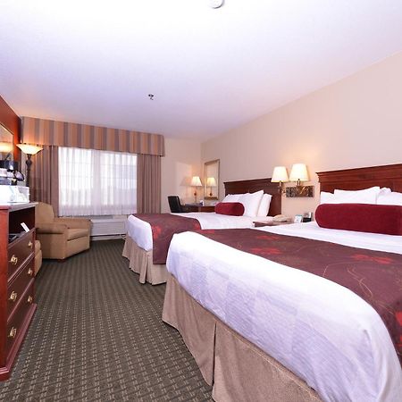 Best Western Plus Rama Inn Redmond Phòng bức ảnh