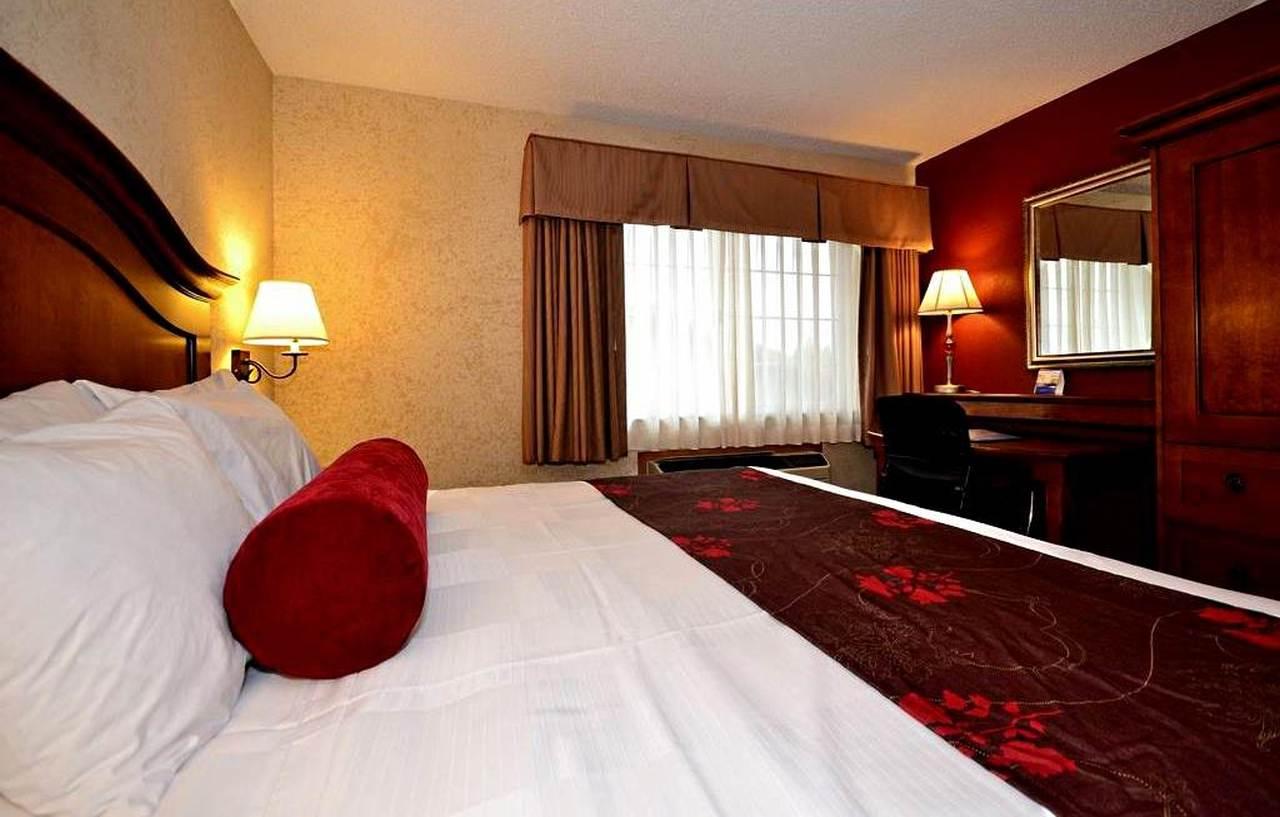 Best Western Plus Rama Inn Redmond Phòng bức ảnh