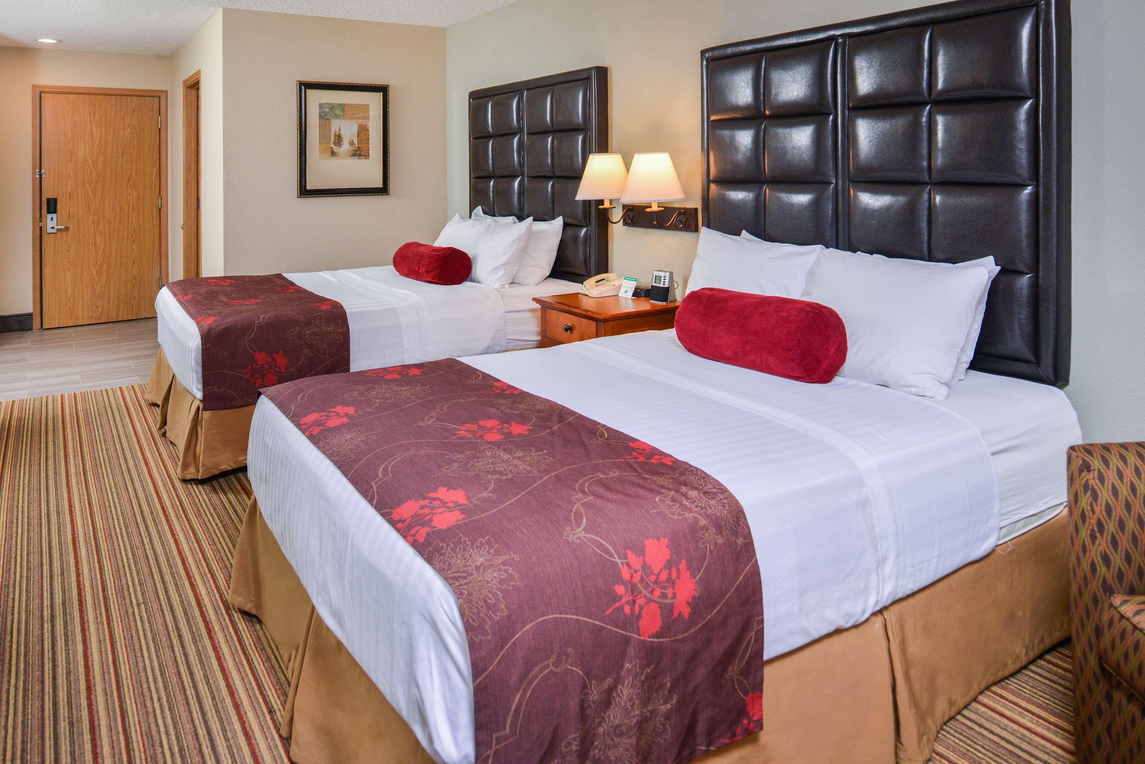 Best Western Plus Rama Inn Redmond Ngoại thất bức ảnh