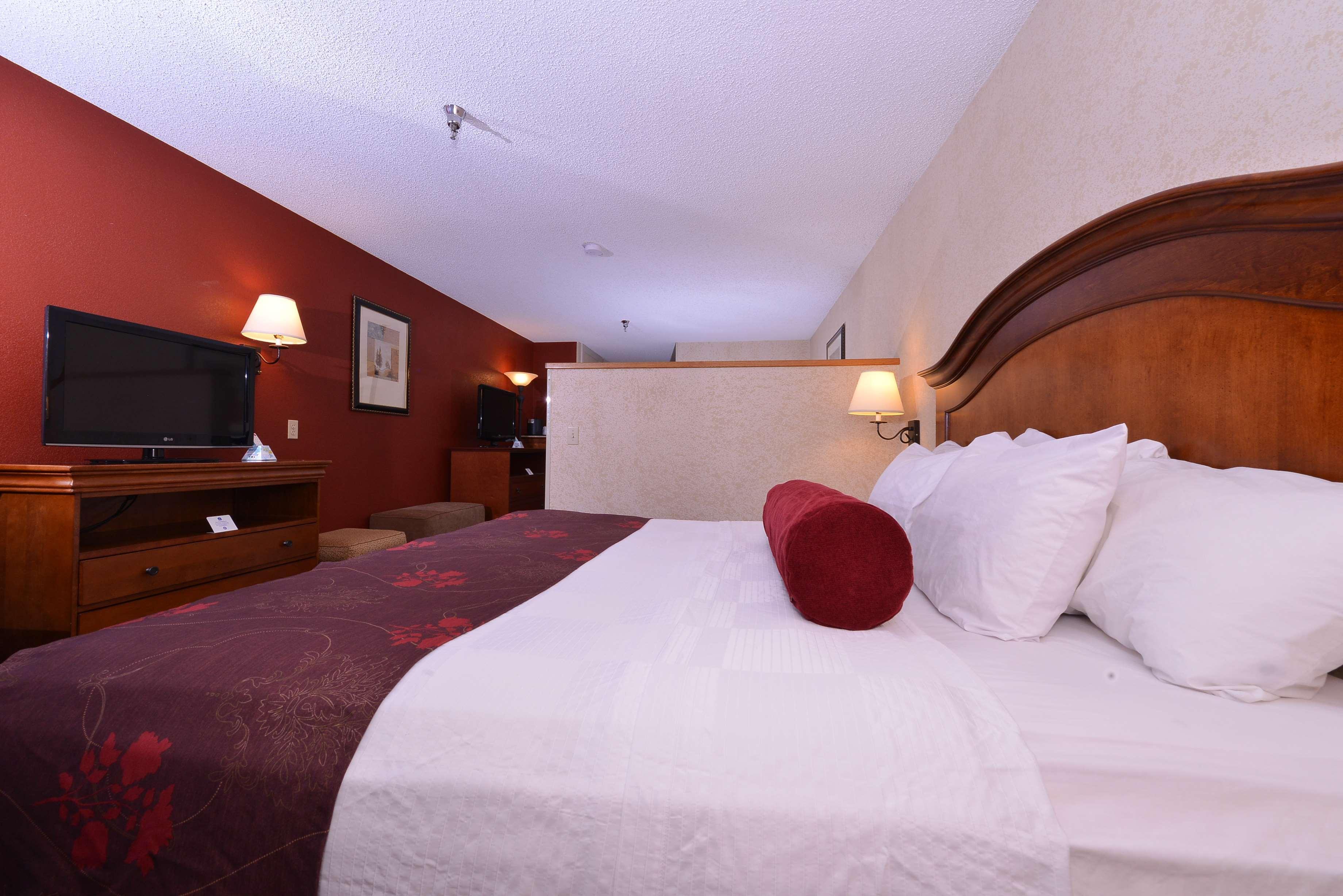 Best Western Plus Rama Inn Redmond Ngoại thất bức ảnh