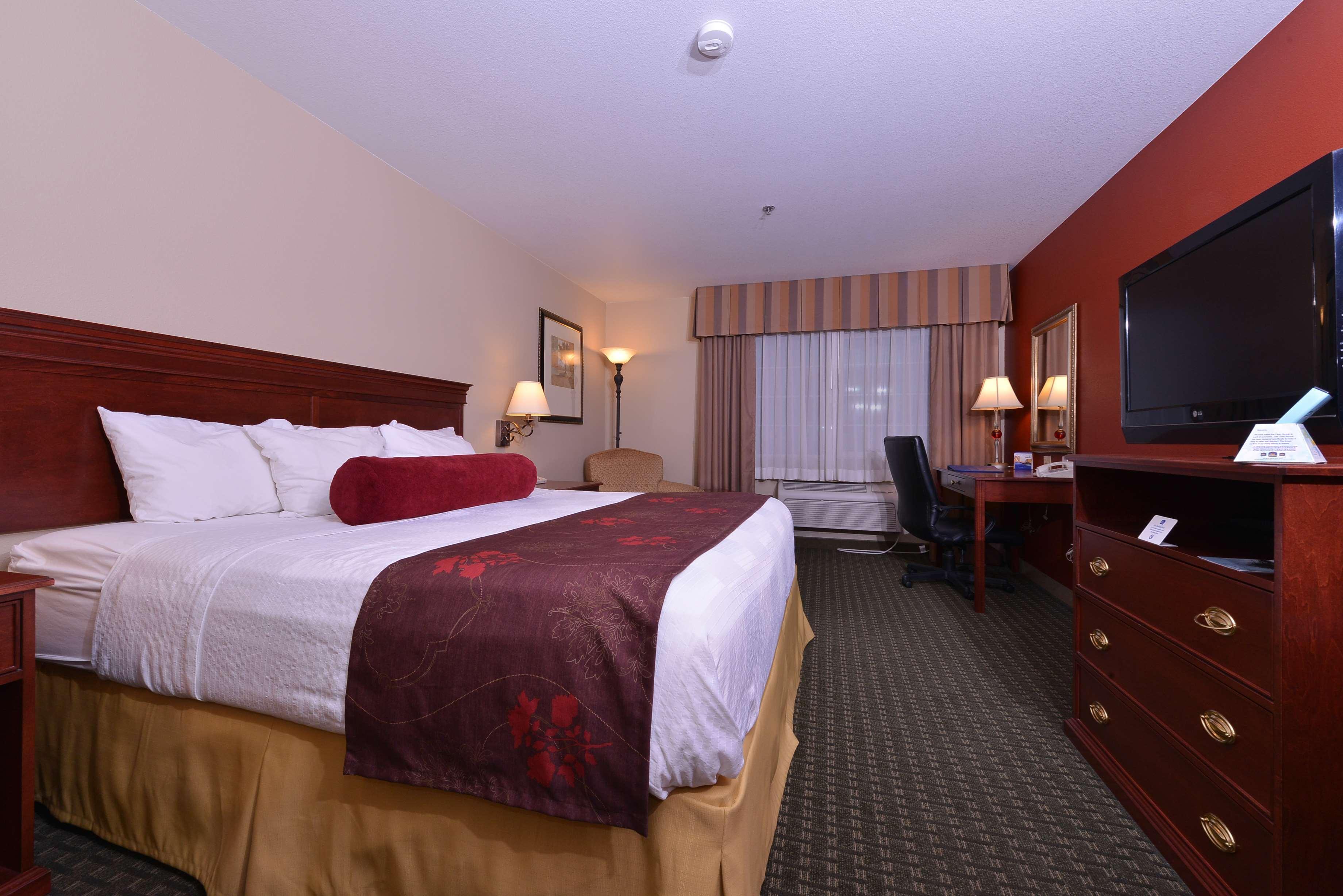 Best Western Plus Rama Inn Redmond Ngoại thất bức ảnh