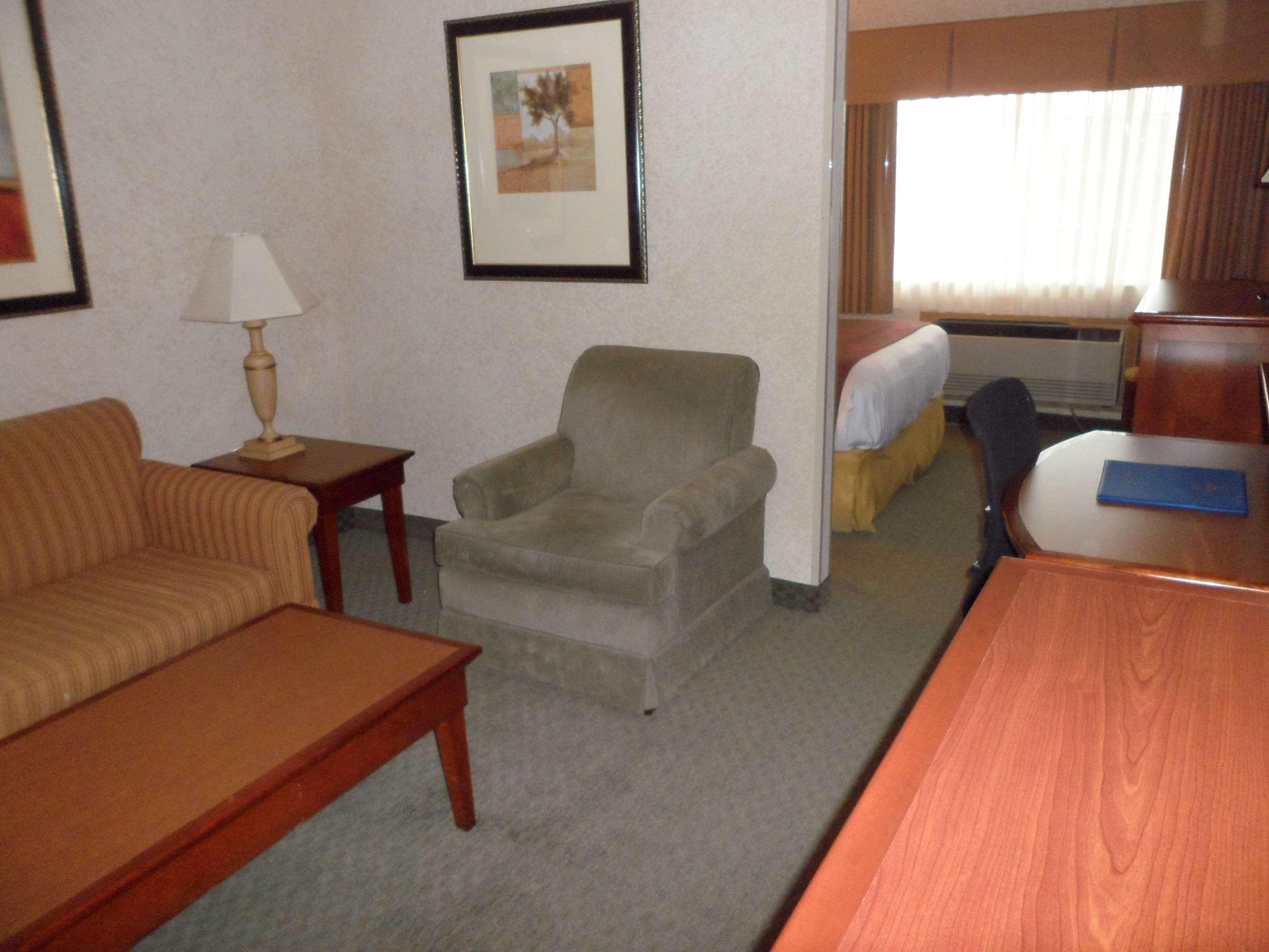 Best Western Plus Rama Inn Redmond Ngoại thất bức ảnh
