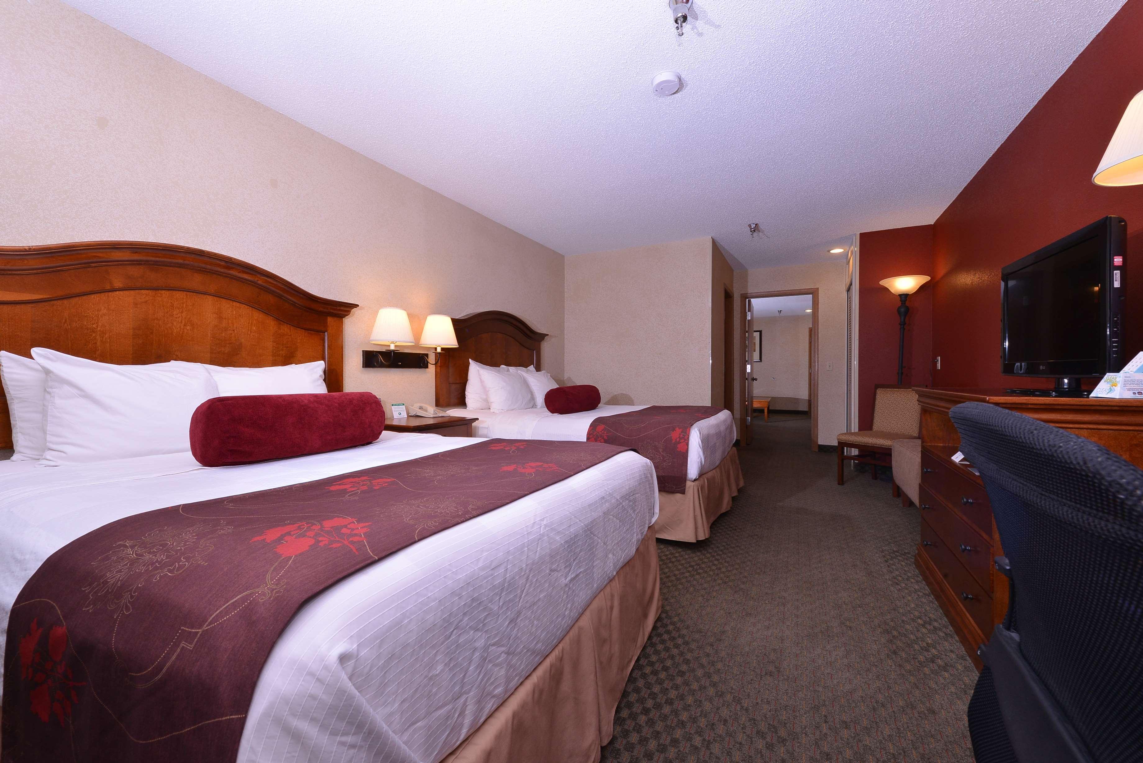 Best Western Plus Rama Inn Redmond Ngoại thất bức ảnh