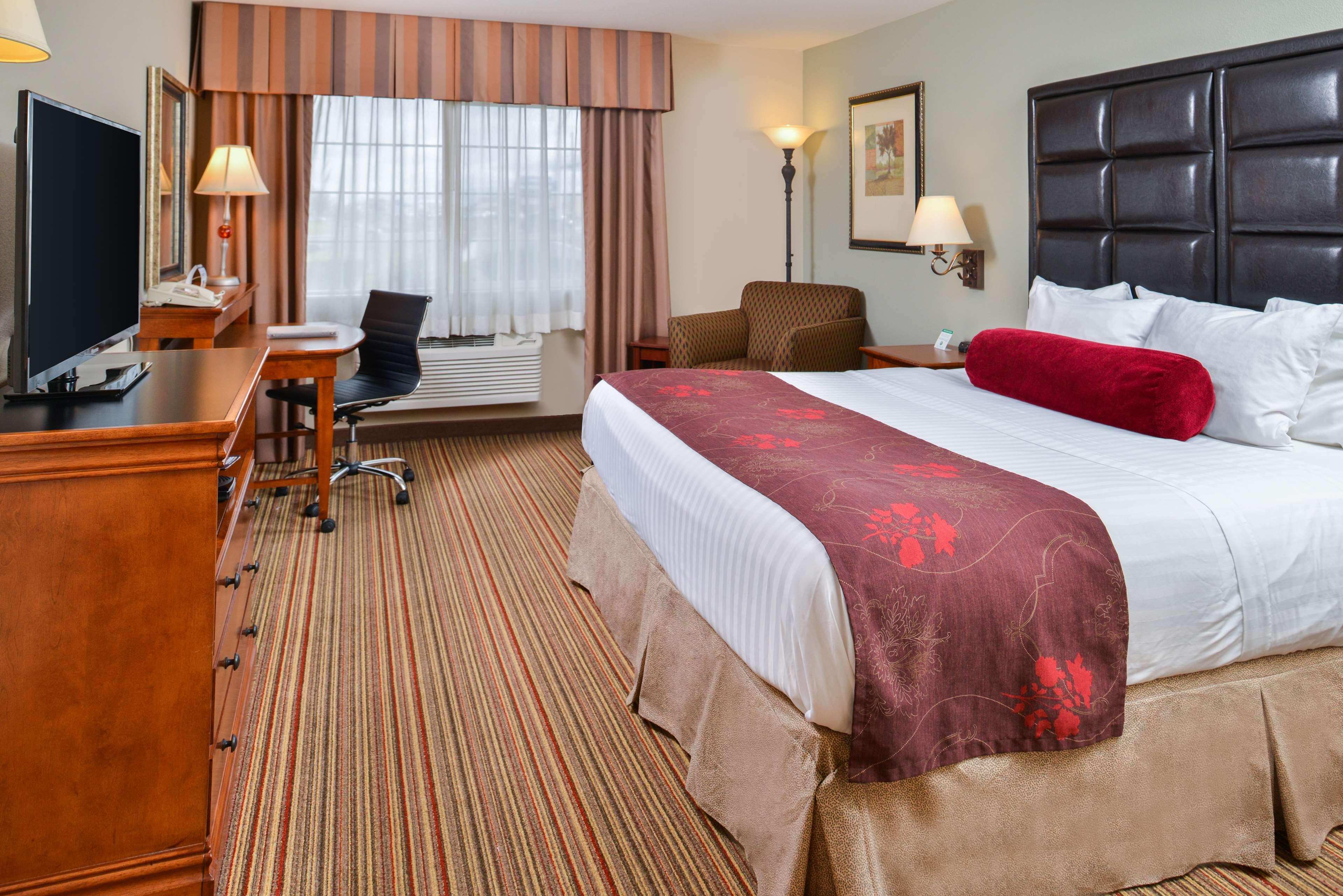 Best Western Plus Rama Inn Redmond Ngoại thất bức ảnh