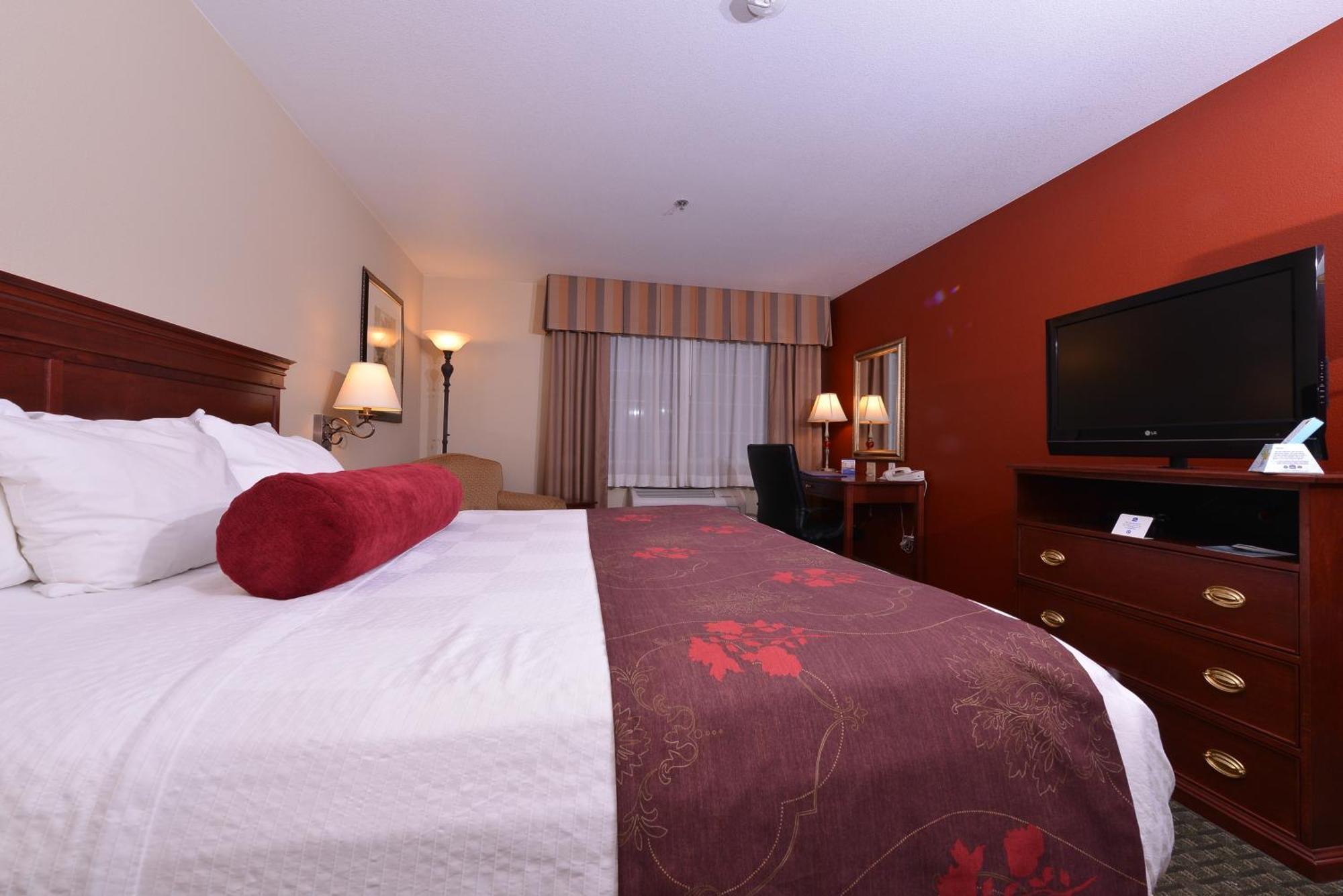 Best Western Plus Rama Inn Redmond Phòng bức ảnh